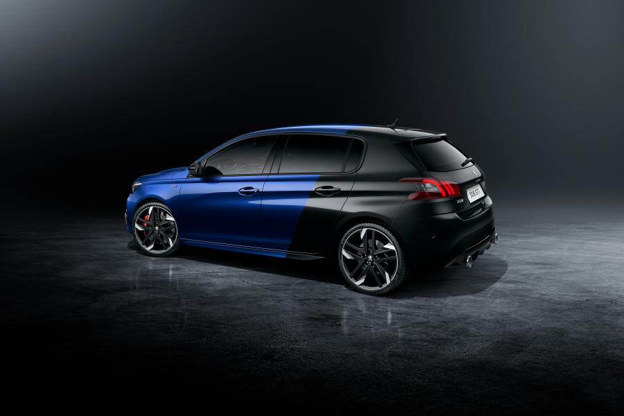  Peugeot 308 GTi 2017 года  (WW) (фото 5 из 50)